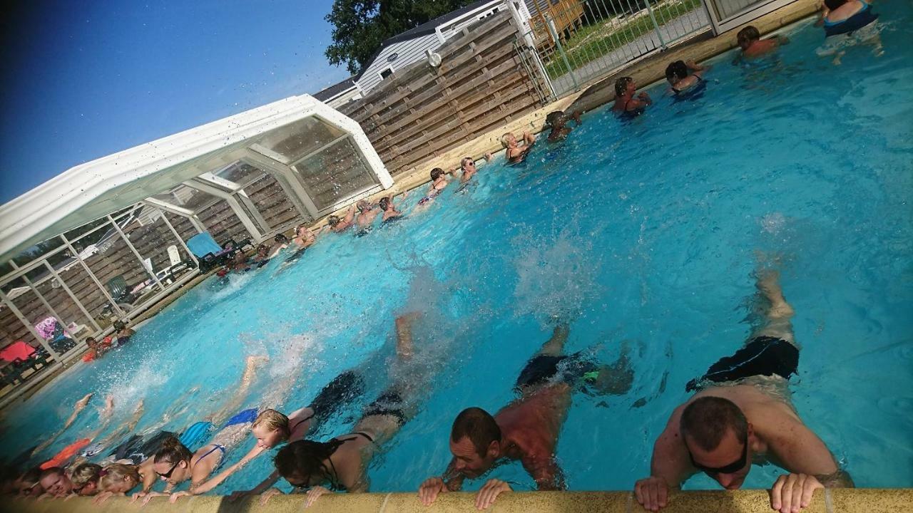 Camping La Garenne De Moncourt Rue (Somme) Exterior foto