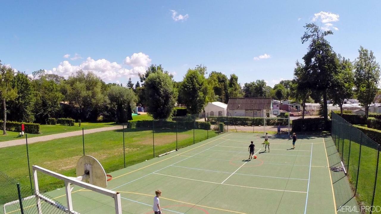 Camping La Garenne De Moncourt Rue (Somme) Exterior foto